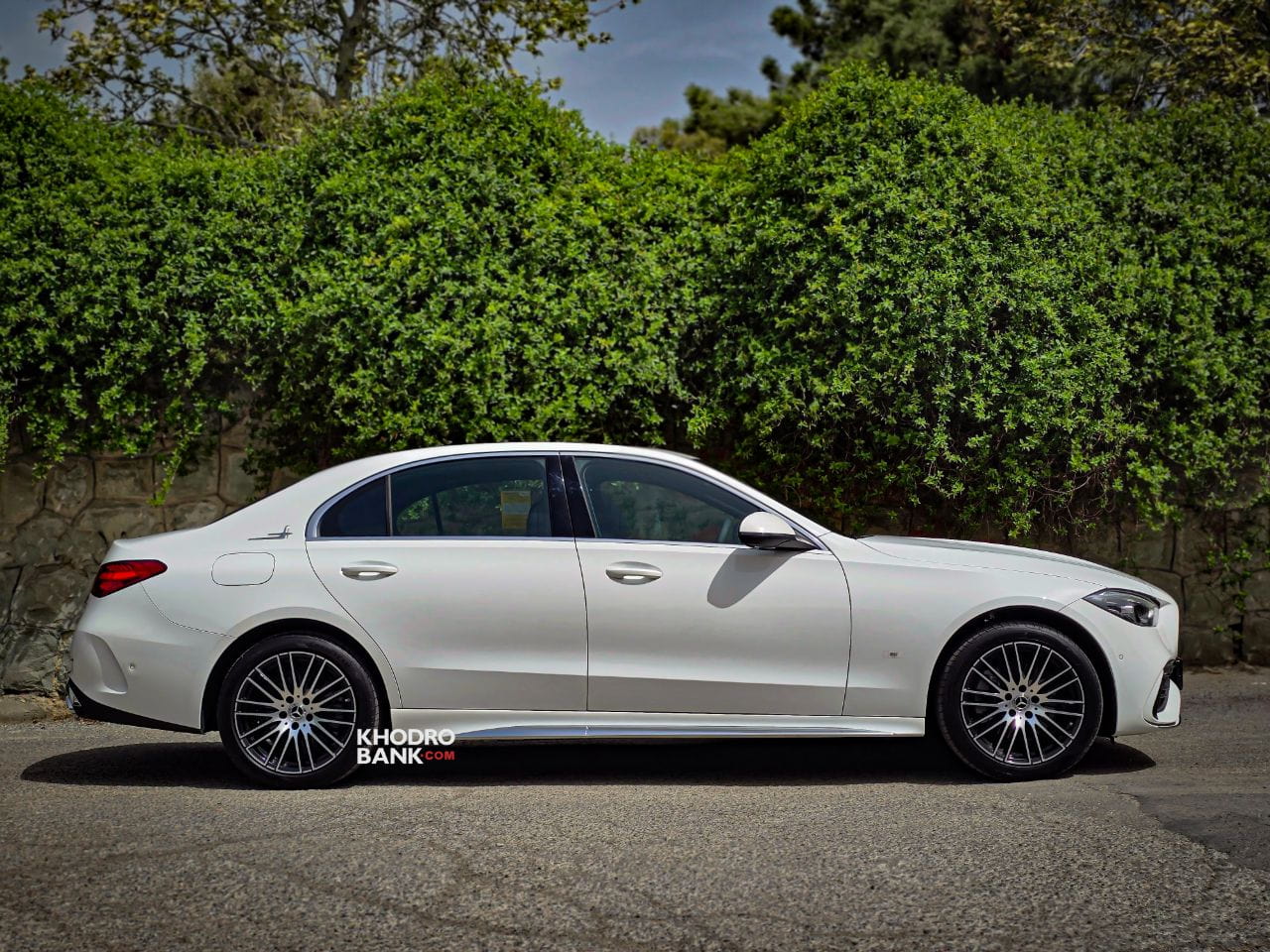 عکس بنز C200 L